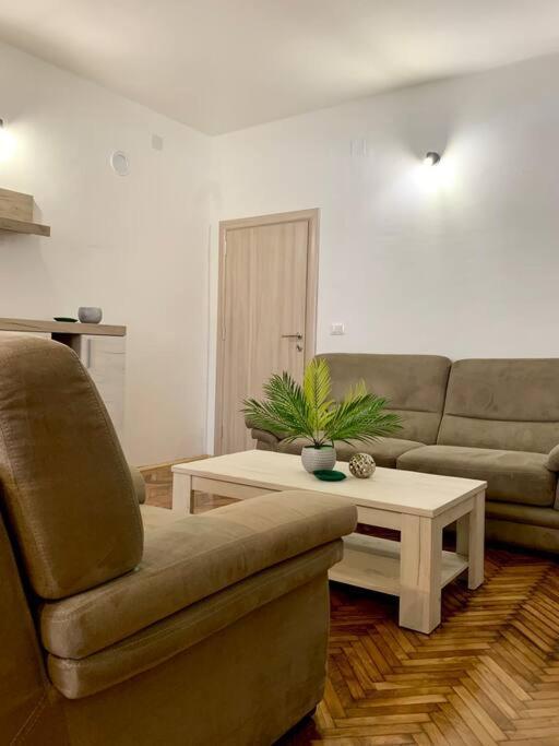 Central City Apartment Skopje Eksteriør bilde
