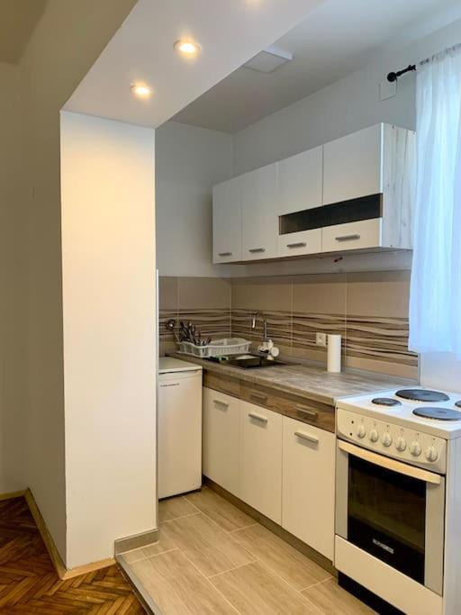 Central City Apartment Skopje Eksteriør bilde